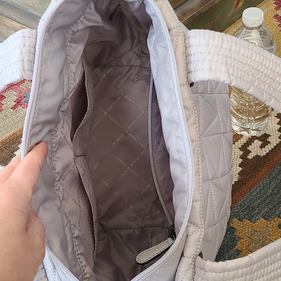 Michael Kors Winnie Small Tote Shoulder Bag Grey - Picture 6 of 7